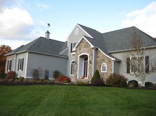 2 Aztec Way, Sharon, MA 02067