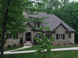 7100 Hardwood Ln, College Grove, TN 37046