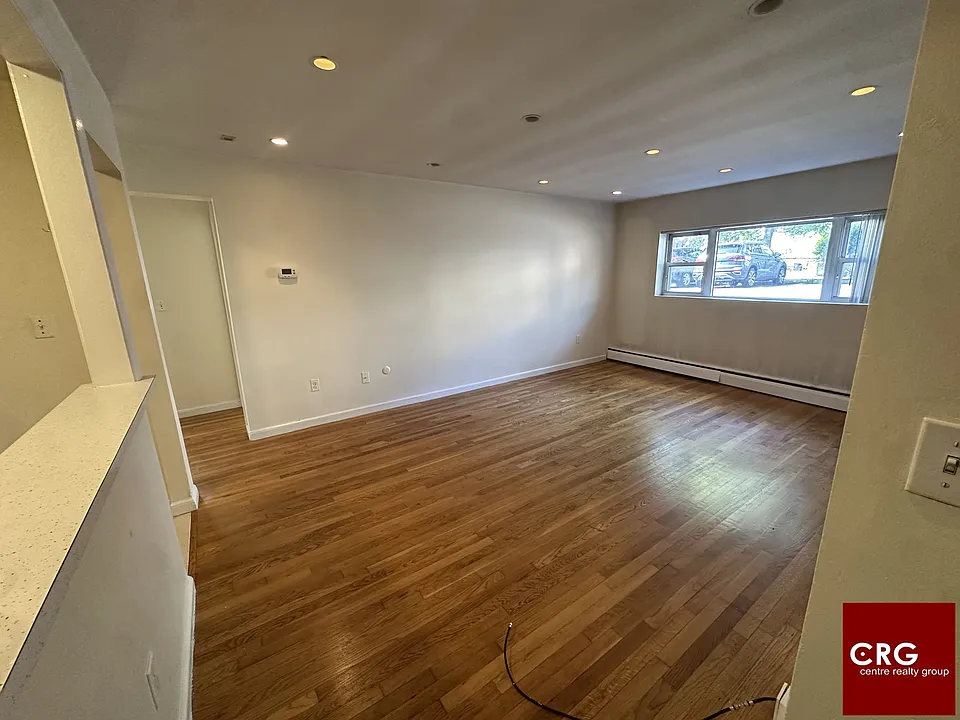 33-34 Gardner St #U5