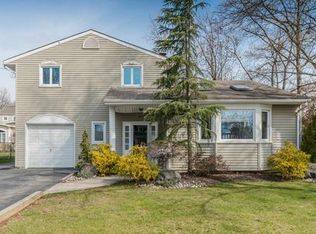 4 Annette Ln, Colonia, NJ 07067