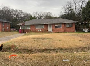 1350 Brinwood Dr, Macon, GA