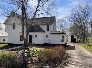 10244 S Norris Rd, Delton, MI 49046