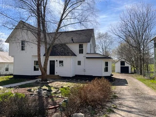 10244 S Norris Rd, Delton, MI 49046