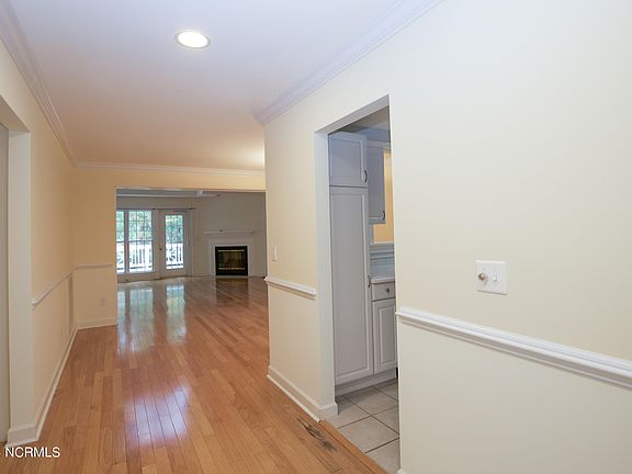 4th image of 287 N Knoll Road