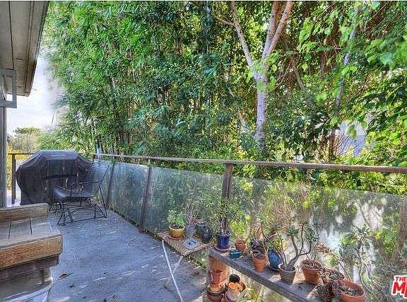 5th image of 2300 Oakwood Ave