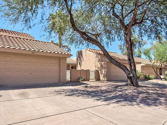 2nd image of 1736 N Sierra Vista Dr