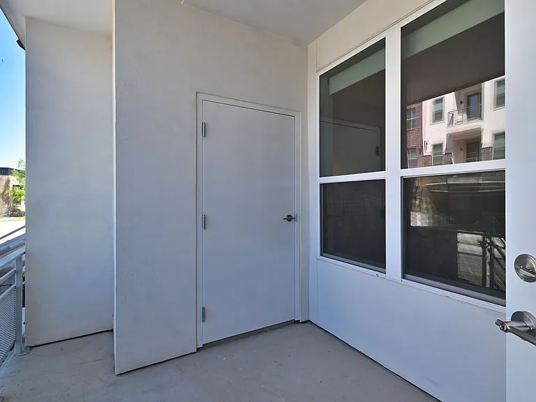 THE MODERNE — Photo 12