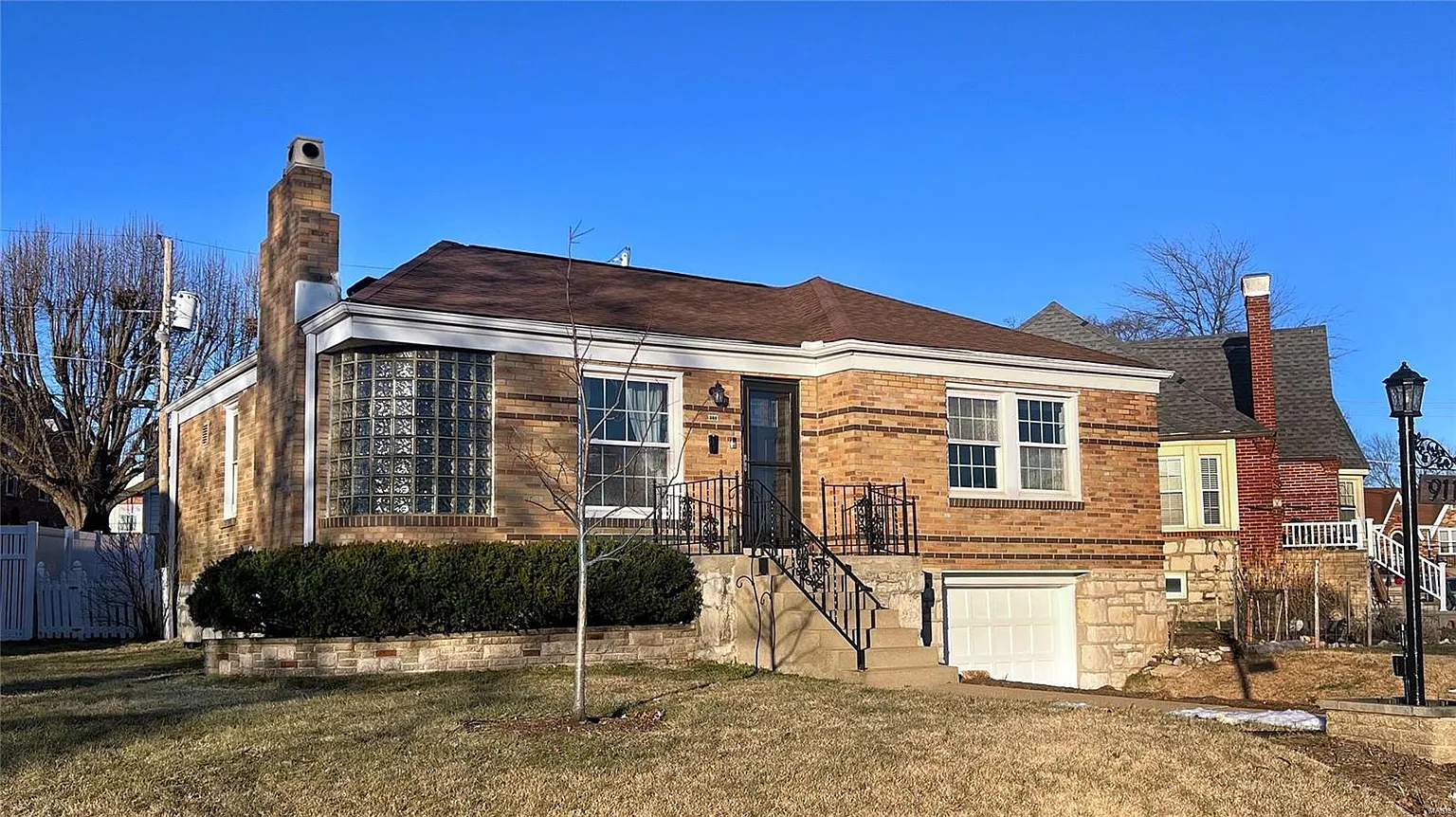 9116 Vasel Dr photo 1