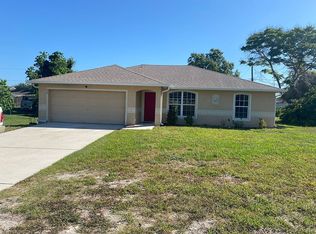 930 Fort Smith Blvd, Deltona, FL 32738