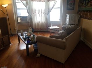 44 Read St, Newark, NJ 07105