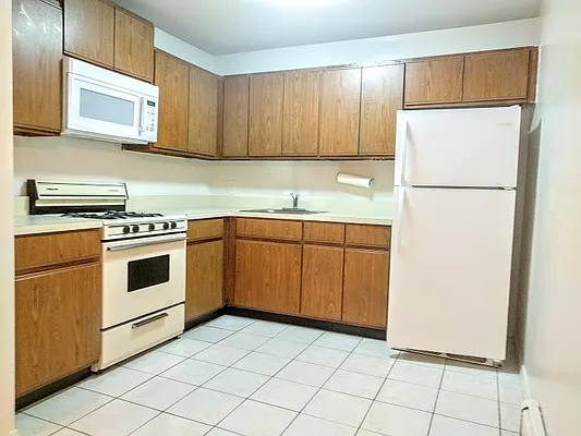 Rented by Urban Realty NYC | media 67