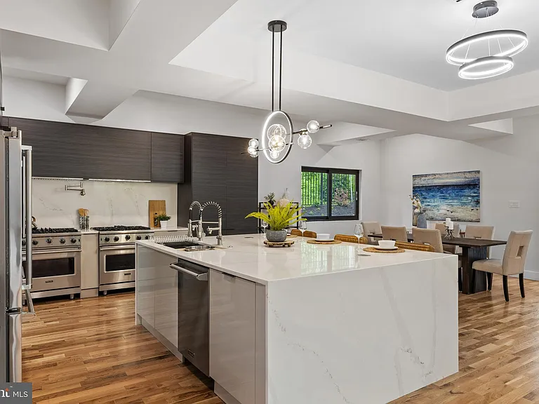 354 Winding Way — Photo 4