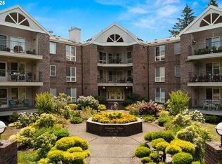 15420 NE Knott St UNIT 2, Portland, OR