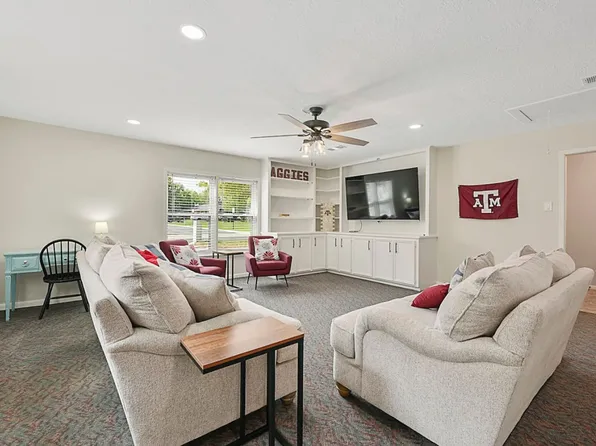 1909 Langford St #Id1328073p, College Station, TX 77840
