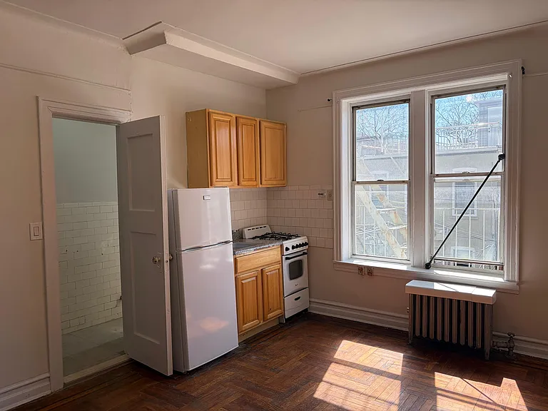 364 95th St #2C — Photo 1