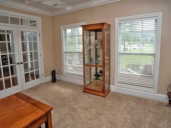 4th image of 7003 Oak Creek Cir SE