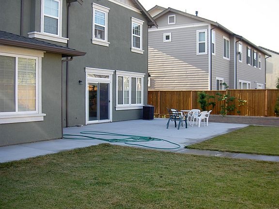 3rd image of 1851 Amatchi Dr