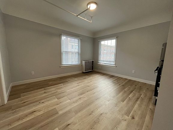 5th image of 1448 Jackson St APT 12