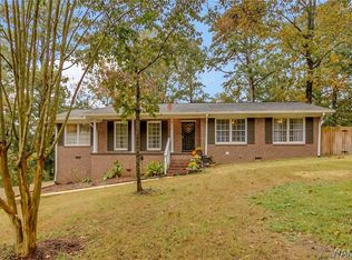 5114 Northwood Lake Dr E, Northport, AL 35473