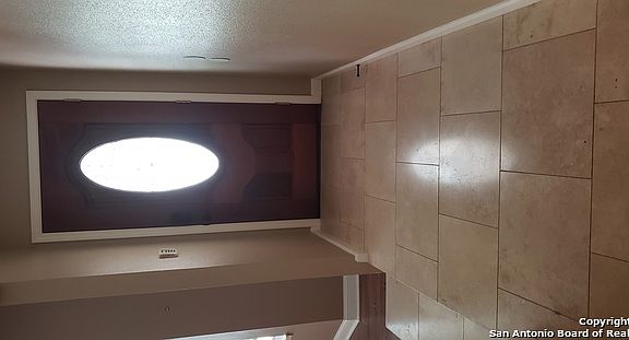 5th image of 1308 Circle Oak Dr