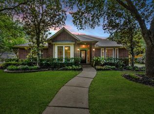 2022 Claire Ct, Sugar Land, TX 77478