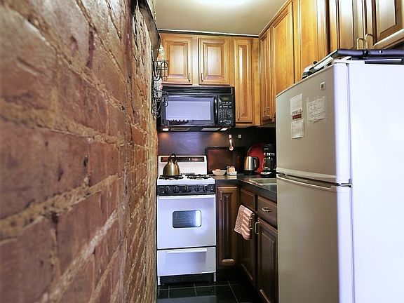 5th image of 55 W 84th St #3F