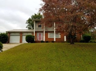 733 Southview Cir, Fayetteville, NC 28311