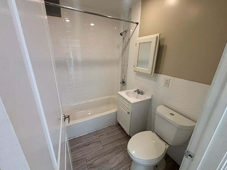 2505 John F Kennedy Blvd #616E — Photo 9