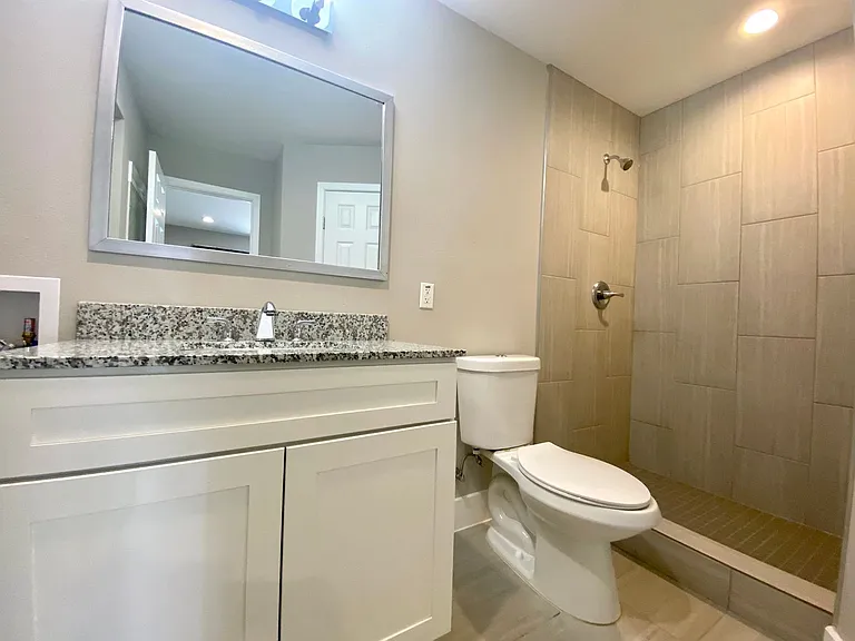 935 La Posada Dr #141 — Photo 8