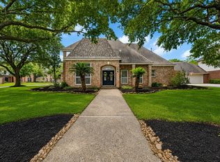 14707 Sandy Creek Dr, Houston, TX 77070