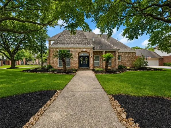 14707 Sandy Creek Dr, Houston, TX 77070
