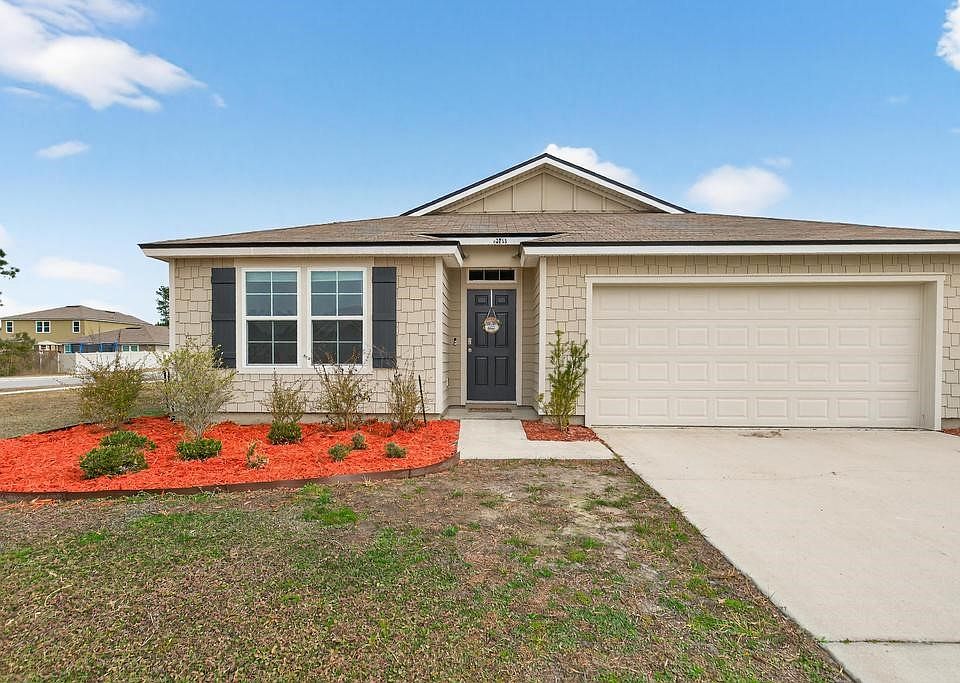 1st image of 70155 Roseapple Ct