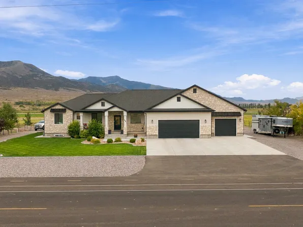 244 E Sevier River Rd, Monroe, UT 84754