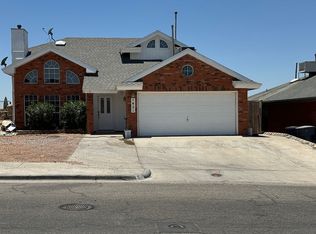 1421 John Phelan Dr, El Paso, TX 79936