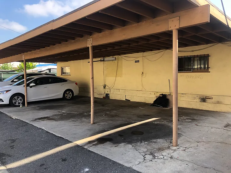 12521 York Ave #F — Photo 13