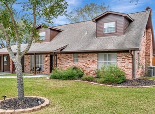 1203 S 2nd St, Ganado, TX 77962