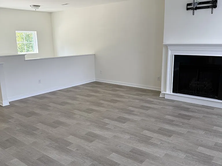 1431 Redoubt Rd #6B — Photo 2