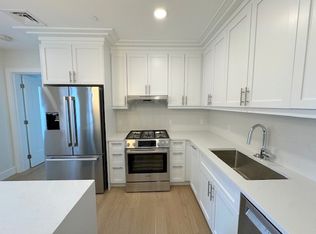 301 Border St #503, Boston, MA 02128