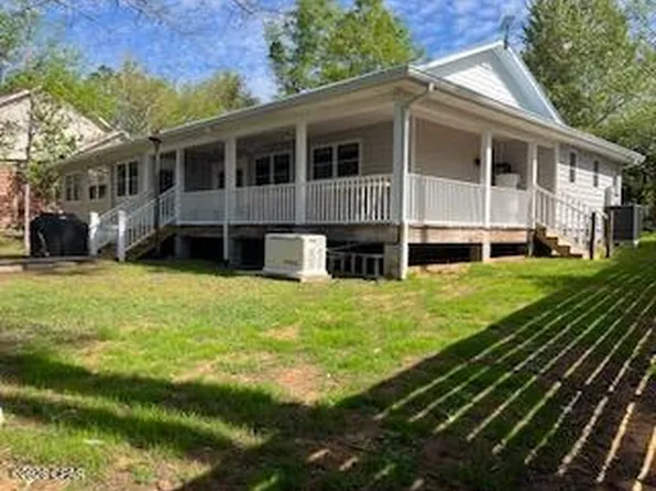 396 Silver Lk N, Marianna, FL 32448