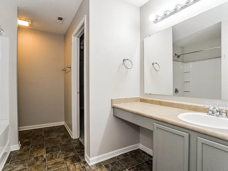 7029 Maple Park Ln — Photo 11