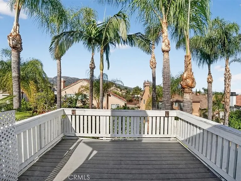 2620 Taylor Ave — Photo 3