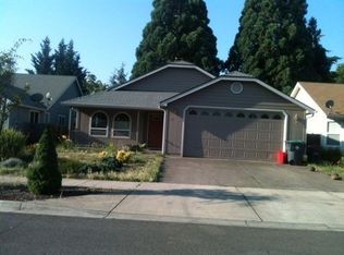 735 Halvorsen St, Medford, OR 97501