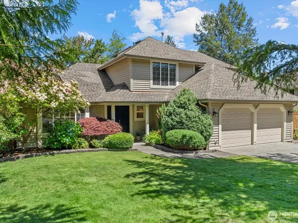 1030 NW Inneswood Drive, Issaquah, WA 98027