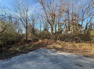 20 N 7th St, Suffolk, VA 23434