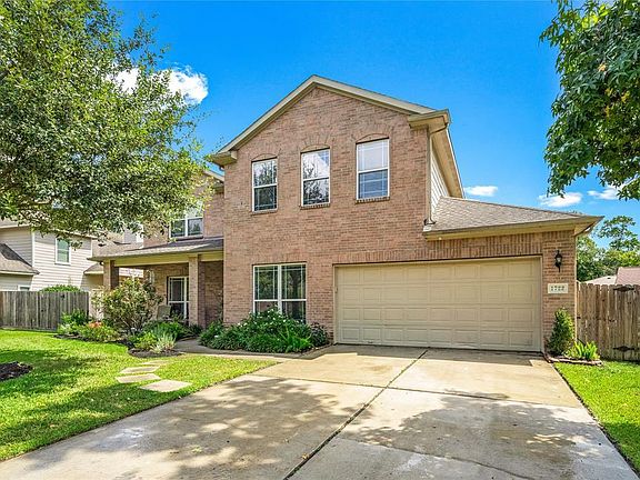 3rd image of 1722 Penina Dr