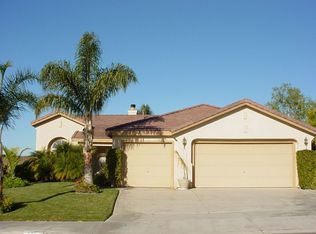 422 Shadow Tree Dr, Oceanside, CA 92058