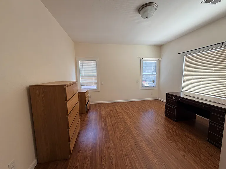 3814 E 12th St #3814 — Photo 7