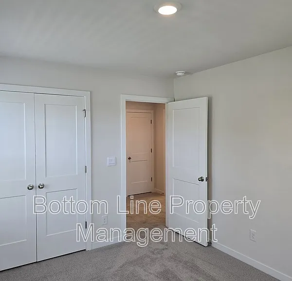 2000 Harlequin Dr — Photo 38