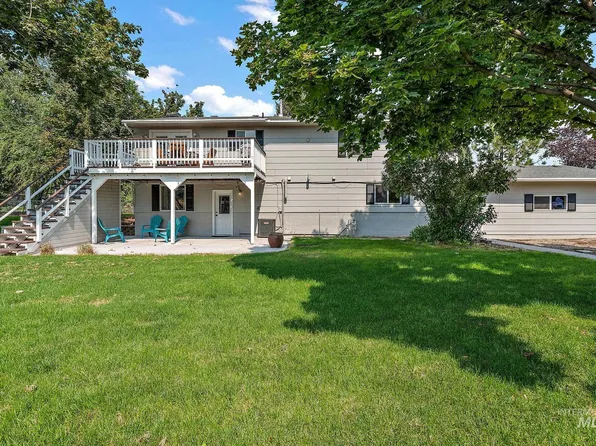 2305 E Locust Ln, Nampa, ID 83686