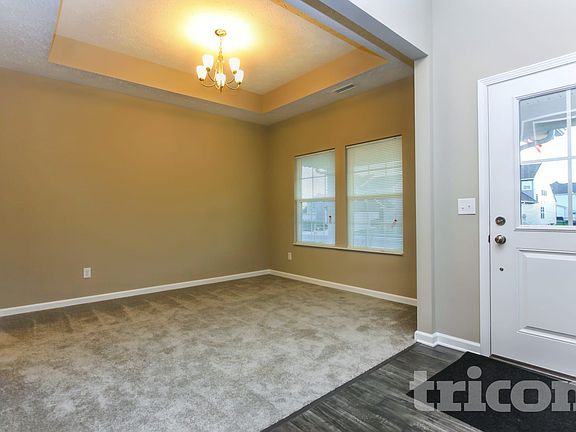3rd image of 10406 Deercrest Ln